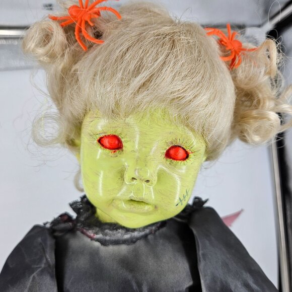 Haunted Doll Girl OOAK Artist Hand Painted Scary Spooky Halloween Porcelain 20" - Picture 2 of 11